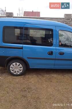 Мінівен Opel Combo 2003 в Березному