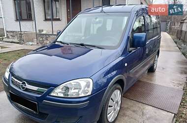 Минивэн Opel Combo 2009 в Черкассах