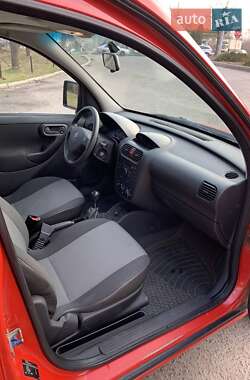 Минивэн Opel Combo 2009 в 
