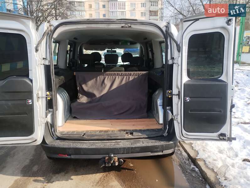 Opel Combo 2015