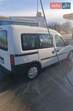 Минивэн Opel Combo 2006 в Дубно