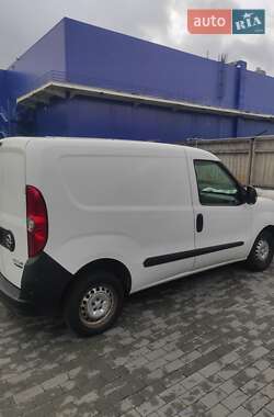 Грузовой фургон Opel Combo 2014 в Киеве