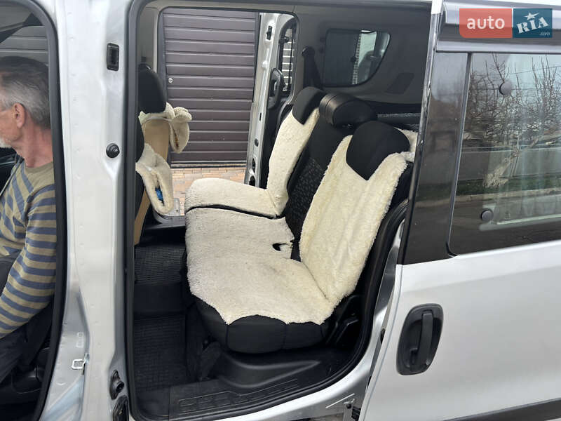 Минивэн Opel Combo 2017 в Измаиле