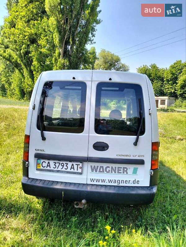 Минивэн Opel Combo 2003 в Маньковке