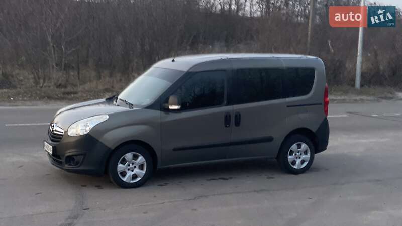 Минивэн Opel Combo 2015 в Киеве