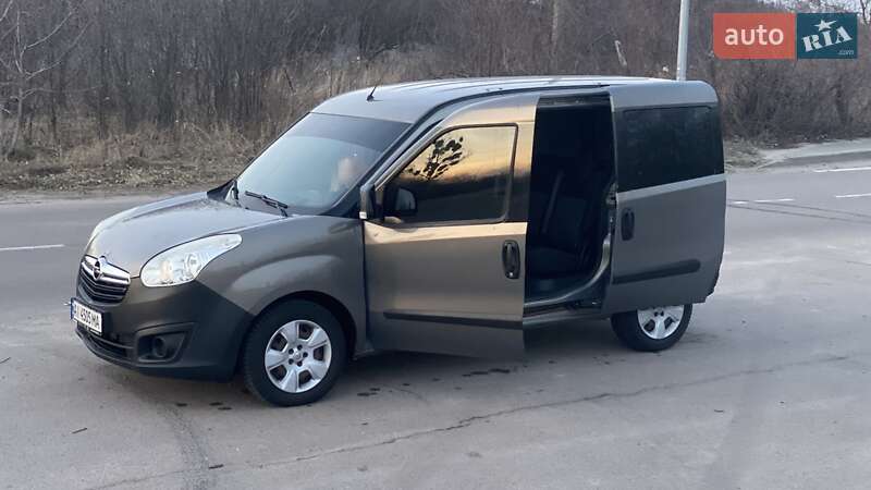 Минивэн Opel Combo 2015 в Киеве