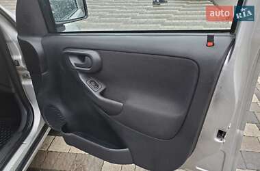 Минивэн Opel Combo 2007 в 