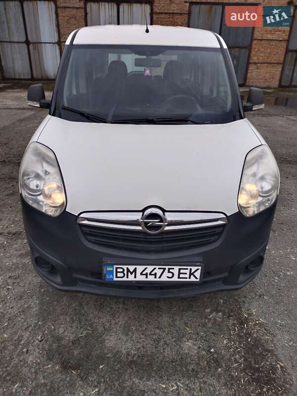 Opel Combo 2012