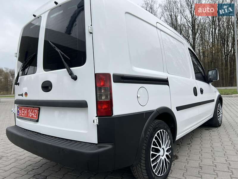 Грузовой фургон Opel Combo 2007 в Красилове