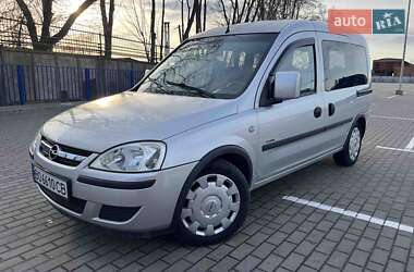 Минивэн Opel Combo 2005 в 
