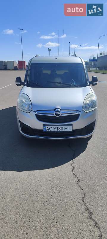 Мінівен Opel Combo 2013 в 