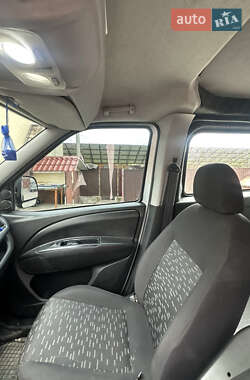 Грузопассажирский фургон Opel Combo 2012 в 