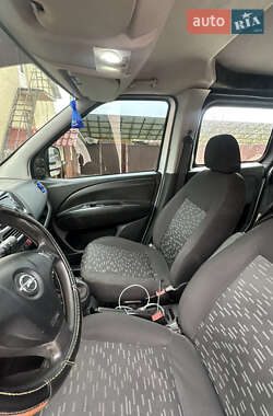 Грузопассажирский фургон Opel Combo 2012 в 