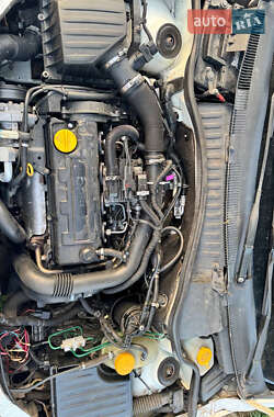 Минивэн Opel Combo 2004 в 