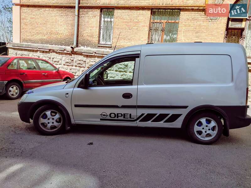 Мінівен Opel Combo 2007 в Києві