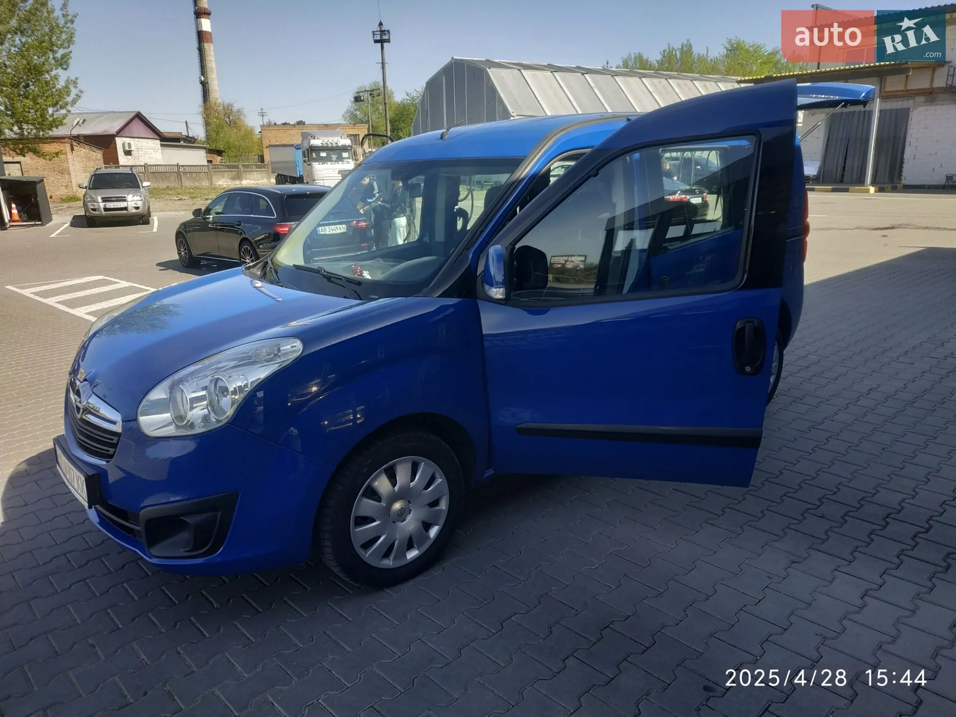 2012 Opel Combo - мініатюра 83