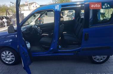 Минивэн Opel Combo 2012 в 