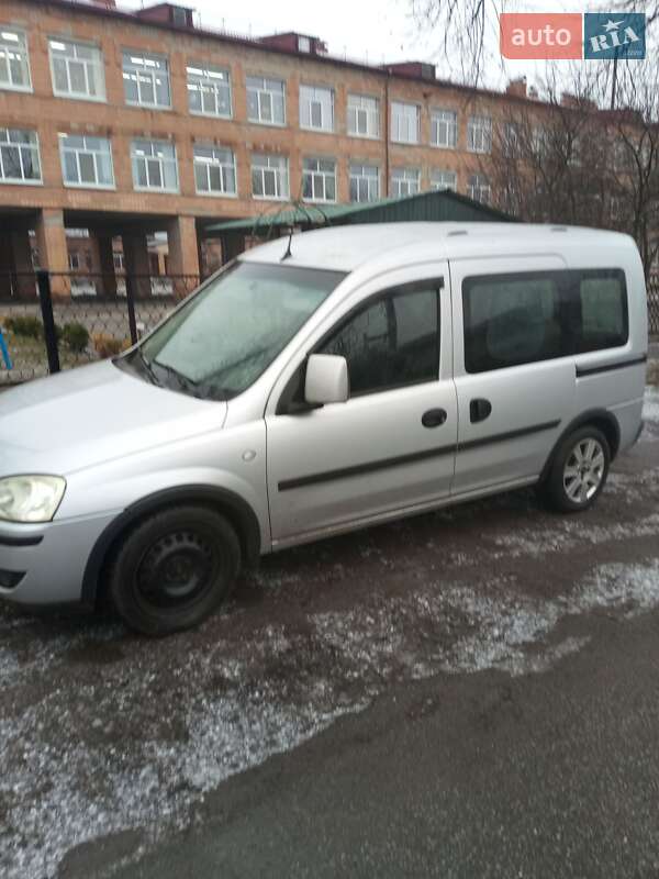 Минивэн Opel Combo 2006 в Полтаве