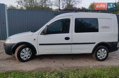 Минивэн Opel Combo 2006 в 