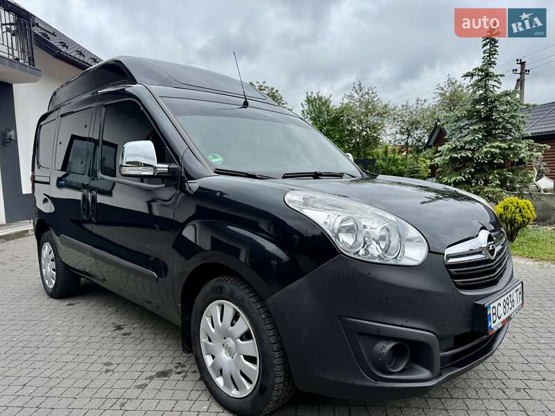 Минивэн Opel Combo 2015 в 