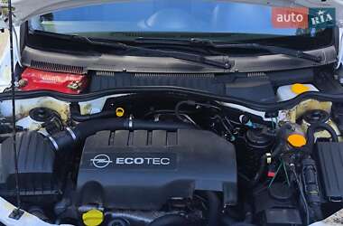 Минивэн Opel Combo 2008 в 