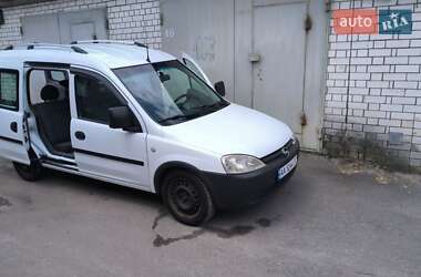 Минивэн Opel Combo 2005 в 