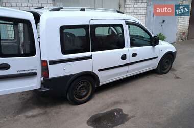 Минивэн Opel Combo 2005 в 