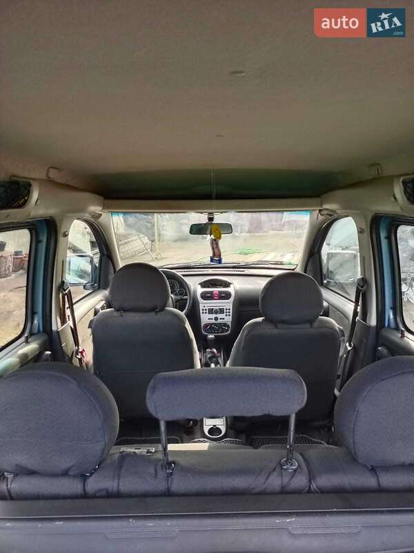 Мінівен Opel Combo 2006 в Сумах
