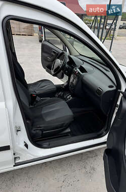 Минивэн Opel Combo 2007 в 