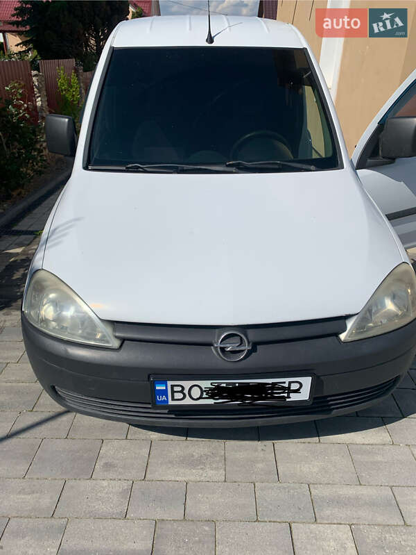 Минивэн Opel Combo 2006 в 