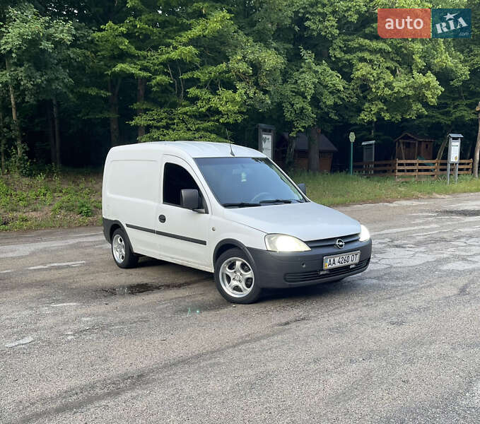 Opel Combo 2006