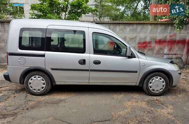 Минивэн Opel Combo 2008 в Киеве