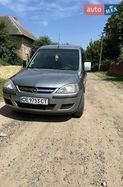 Минивэн Opel Combo 2010 в Кицмани