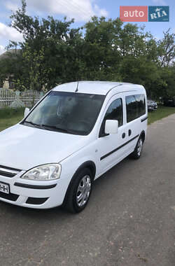 Минивэн Opel Combo 2007 в Житомире