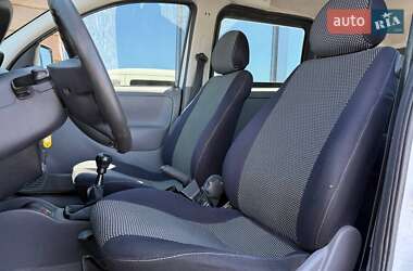 Минивэн Opel Combo 2004 в 