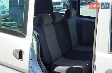 Минивэн Opel Combo 2004 в 