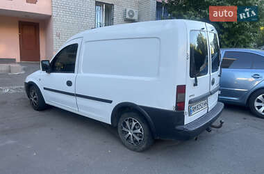Грузопассажирский фургон Opel Combo 2011 в 