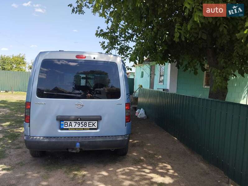 Минивэн Opel Combo 2007 в 