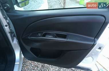 Грузовой фургон Opel Combo 2013 в 