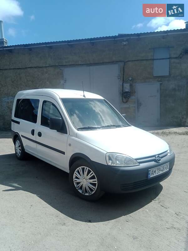 Opel Combo 2005