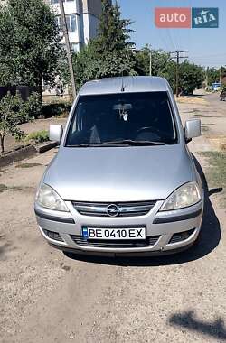 Минивэн Opel Combo 2006 в Братском
