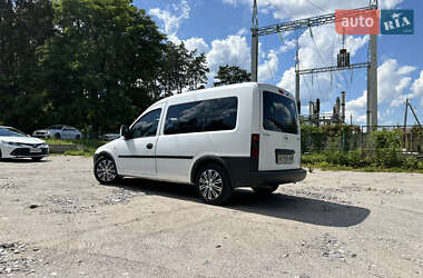 Минивэн Opel Combo 2009 в 