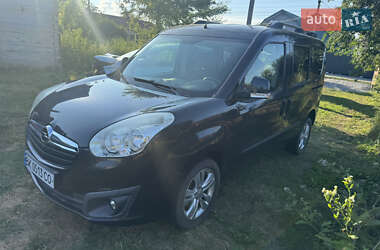 Мінівен Opel Combo 2012 в Рівному