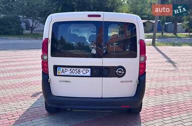 Минивэн Opel Combo 2012 в 