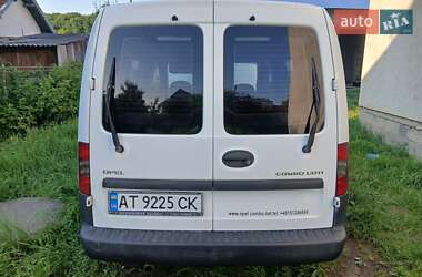 Минивэн Opel Combo 2006 в 