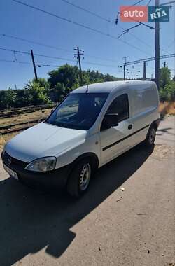 Грузопассажирский фургон Opel Combo 2008 в 