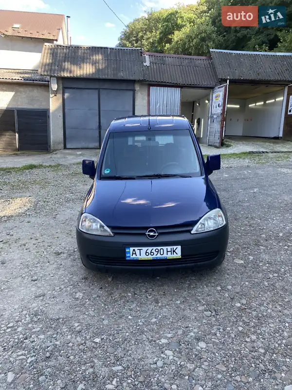 Opel Combo 2010