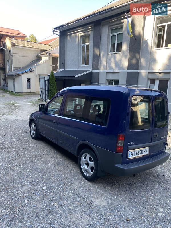 Минивэн Opel Combo 2010 в Галиче