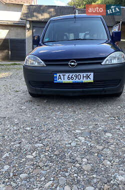 Мінівен Opel Combo 2010 в Галичі