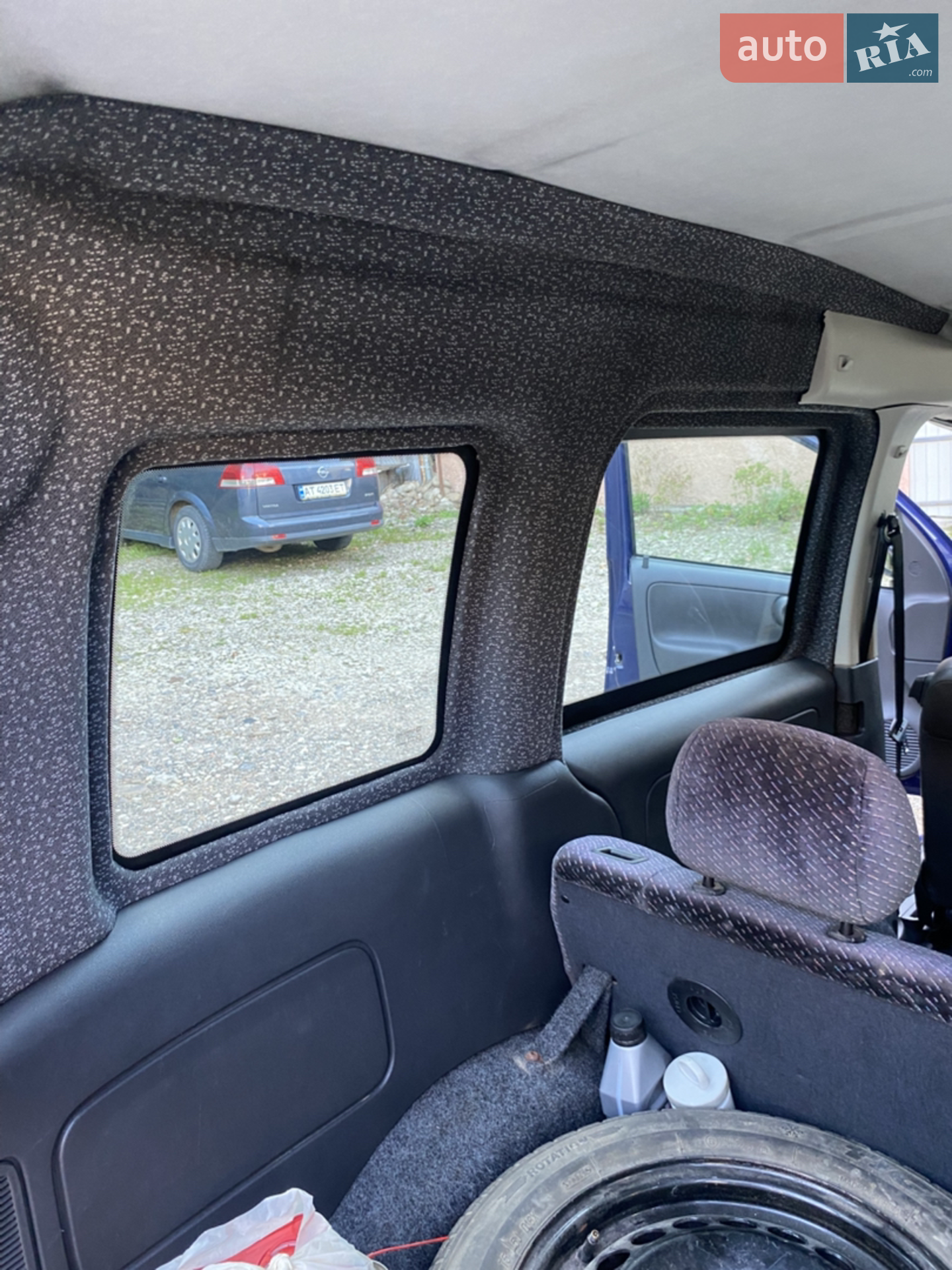 2010 Opel Combo - мініатюра 23